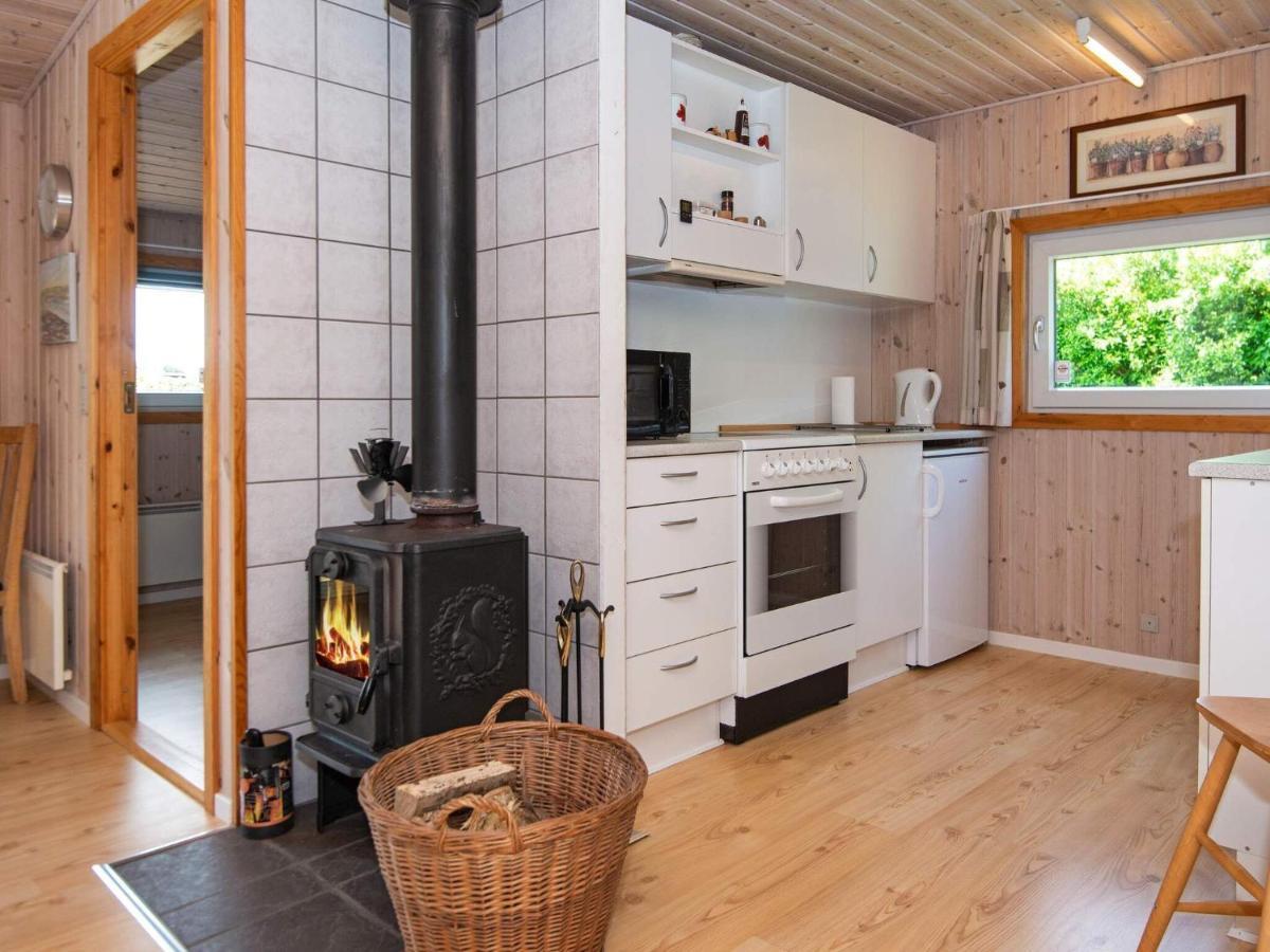 6 Person Holiday Home In Tarm Kültér fotó
